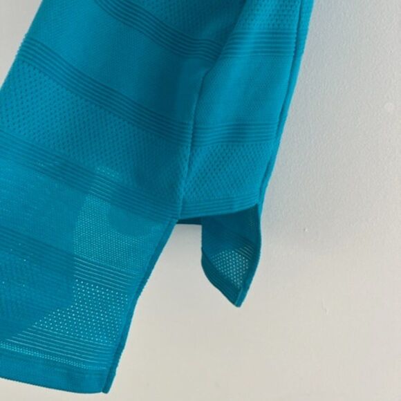 A|X Armani Exchange Women's Mesh High-Low Cami Size Medium Turquoise Gem - Picture 9 of 11